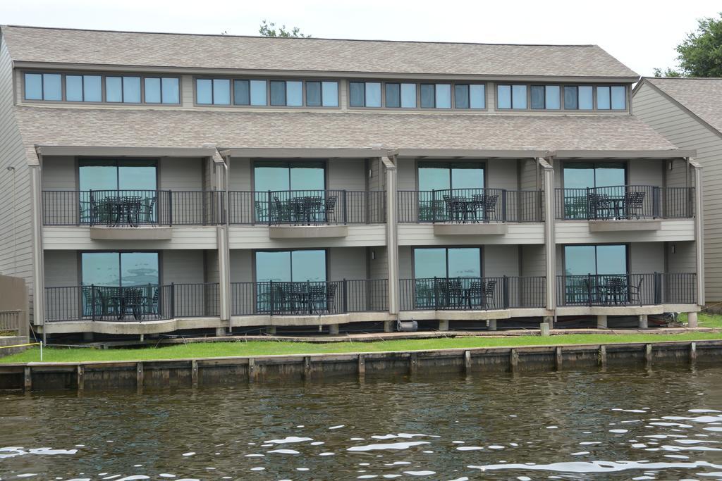 Hotel The Landing At Seven Coves Willis Esterno foto